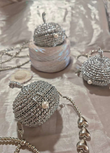 Mini Apple Shape Knit Purse | Handcrafted Silver Thread Jewelry Storage Bag